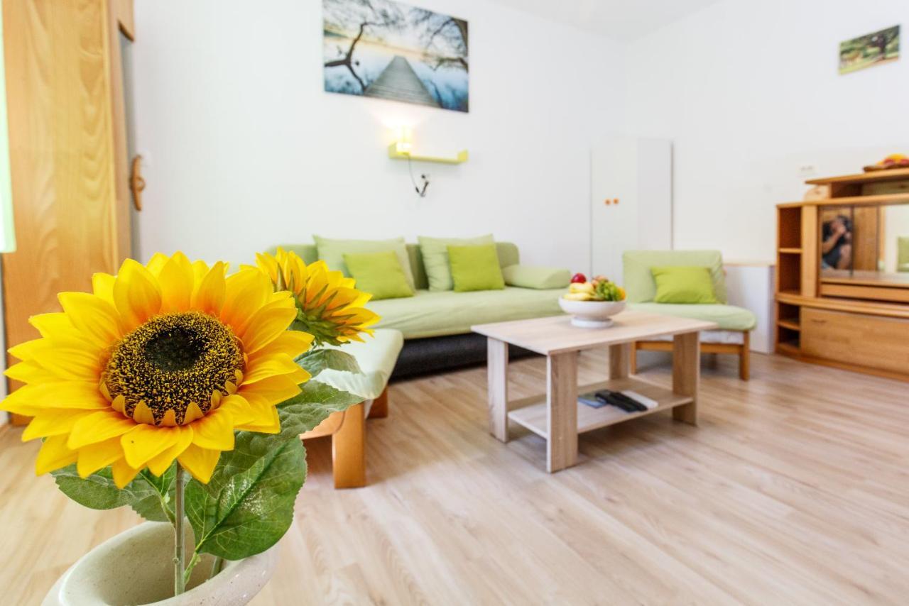 Apartment Green Forest Сплит Экстерьер фото